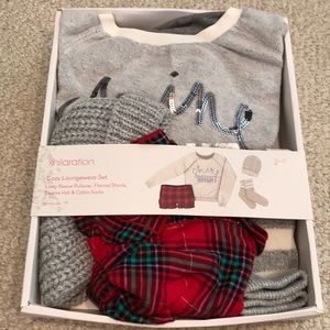 NWT  Cozy Loungewear  4 piece set Size M.